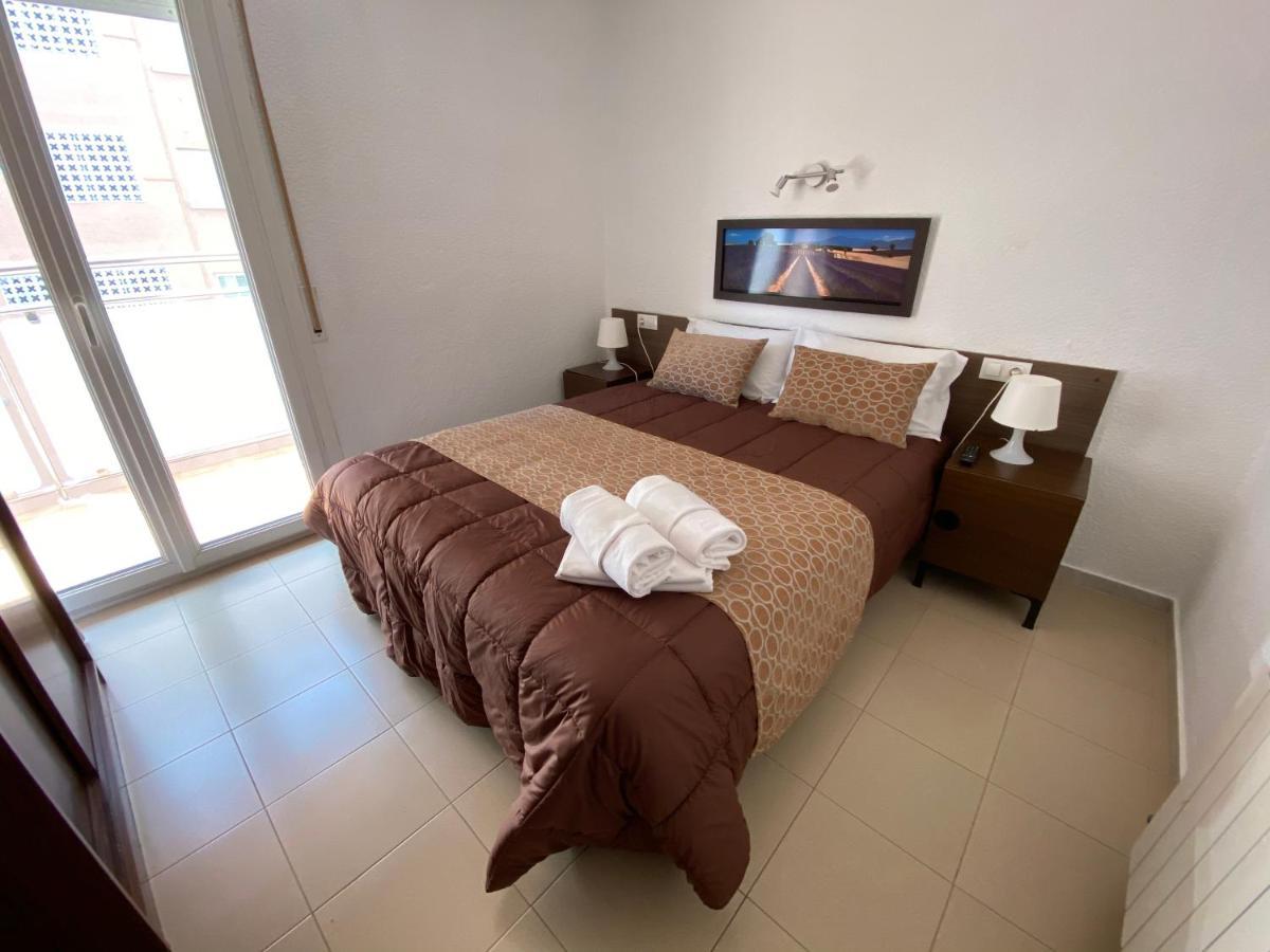 Apartamentos Ar Isern บลาเนส ภายนอก รูปภาพ